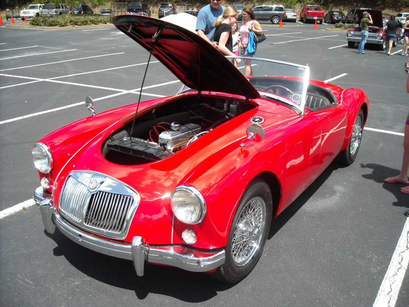 Illustration for article titled 'Classics for Charity' Car Show Canton GA 4/26/2015 photo dump